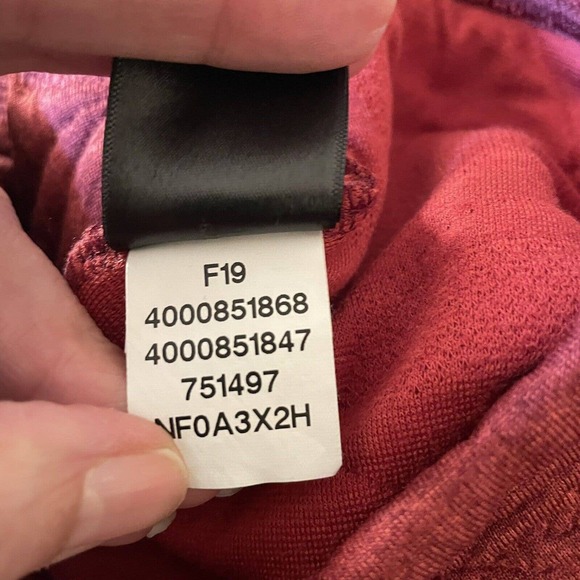 The North Face Brick Red Quilted Fleece Hoodie Jacket Pullover XS EUC - Picture 14 of 16